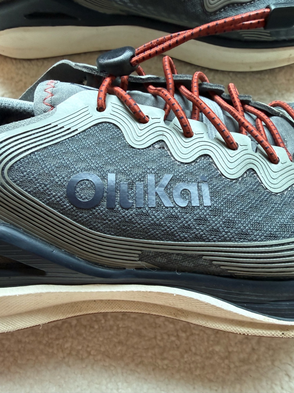 OLUKAI men's ahi boat sneaker in rock/ash water mesh quick dry 9.5 - Picture 4 of 8